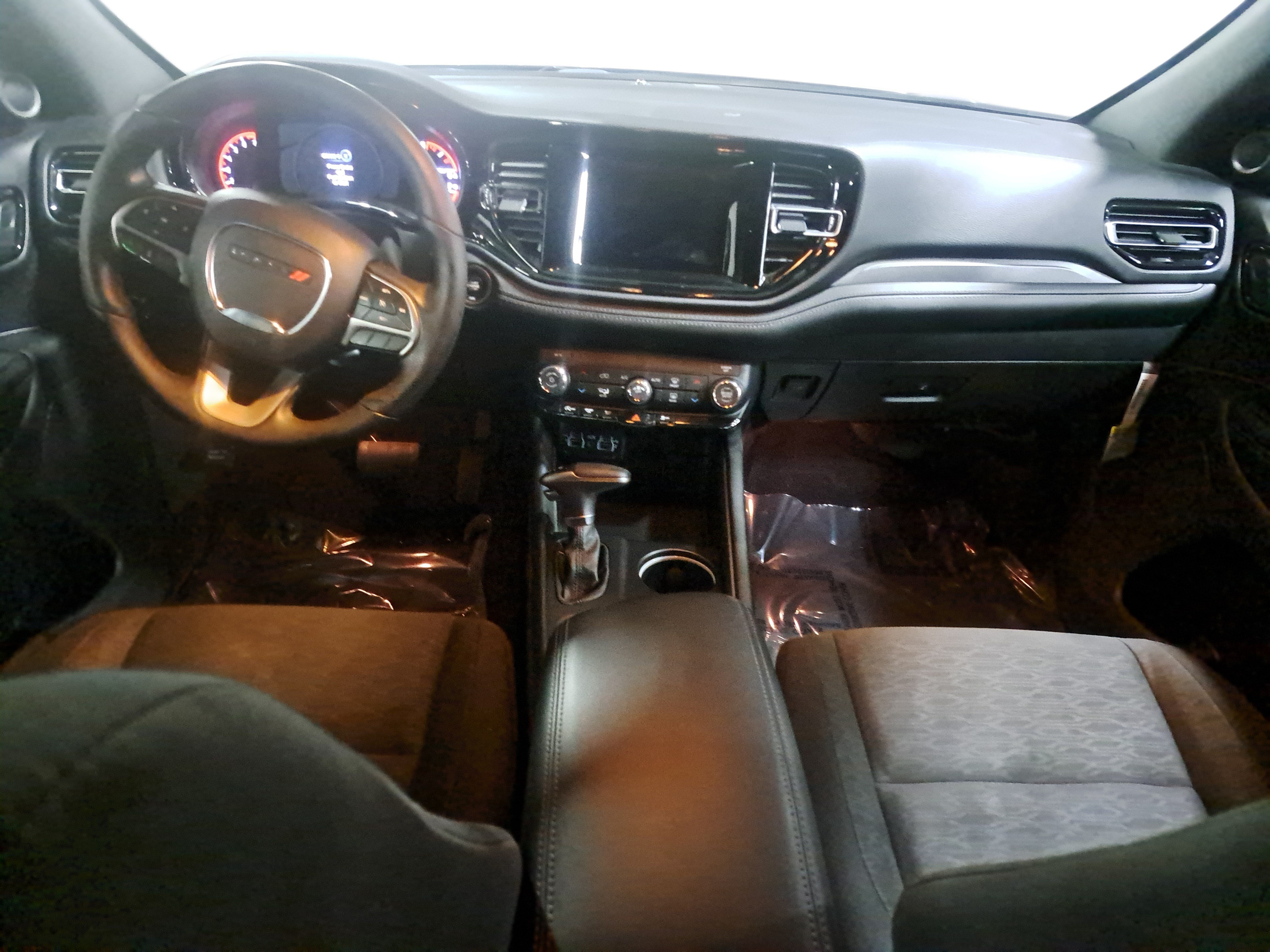 Used 2022 Dodge Durango SXT w/ Blacktop Package RWD image 9