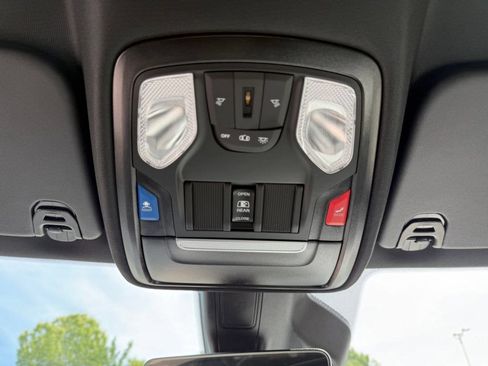 New 2026 RAM 1500 Express AWD/4WD image 30