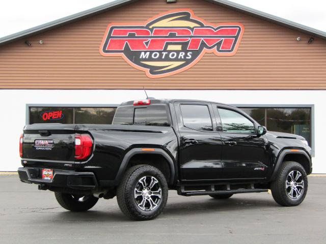 Used 2025 GMC Canyon AT4 AWD/4WD image 6