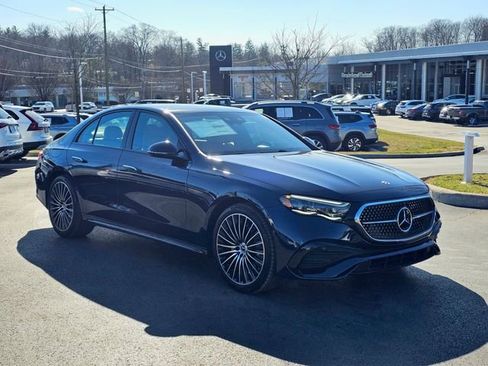 New 2026 Mercedes-Benz E 350 4MATIC Sedan image 1