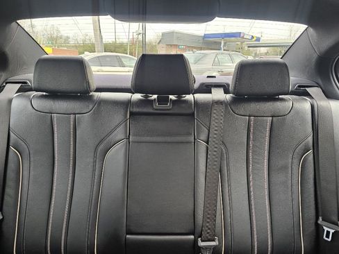 Used 2017 BMW 530i xDrive w/ Premium Package image 21