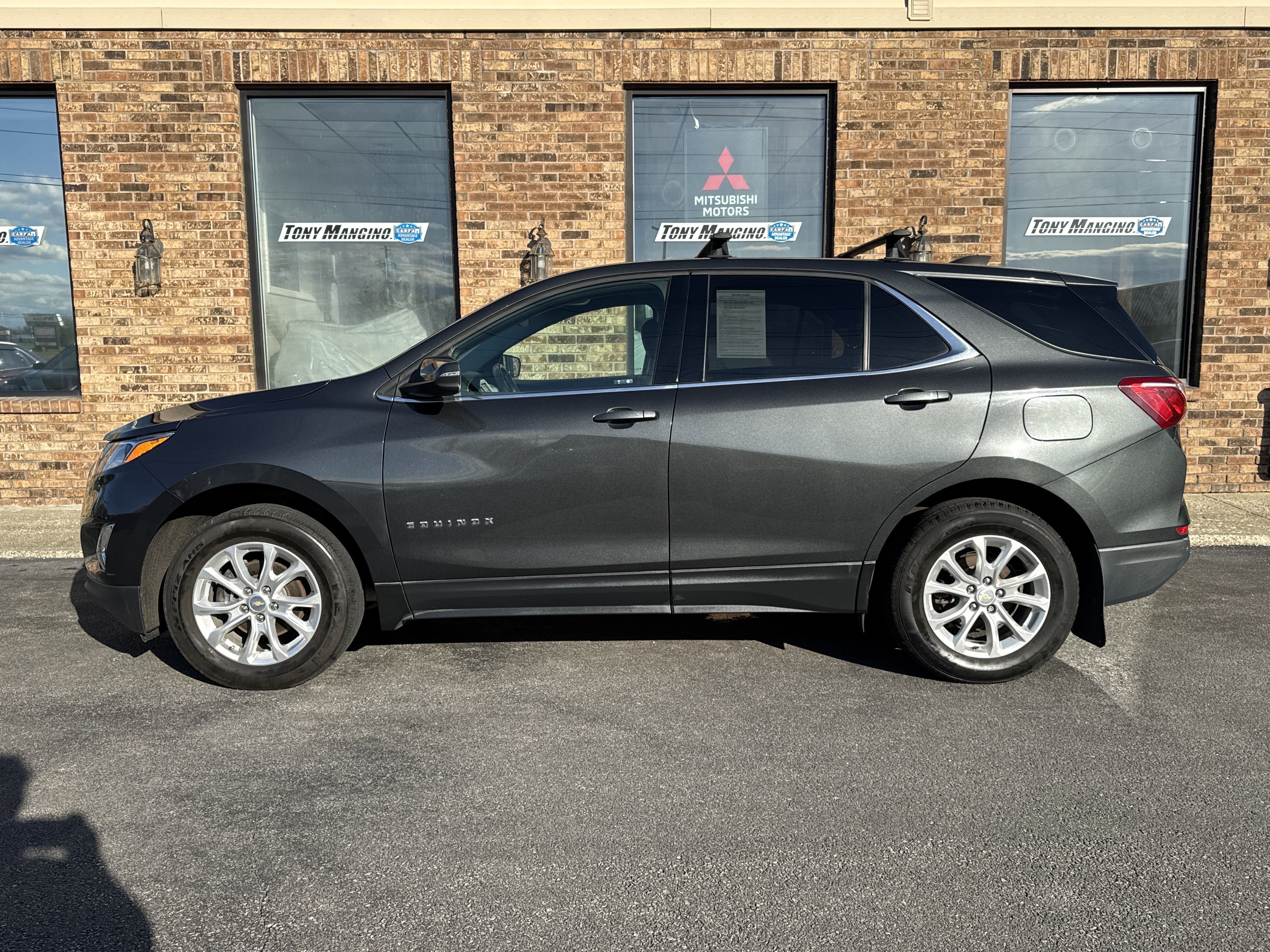 Used 2019 Chevrolet Equinox LT AWD/4WD image 2