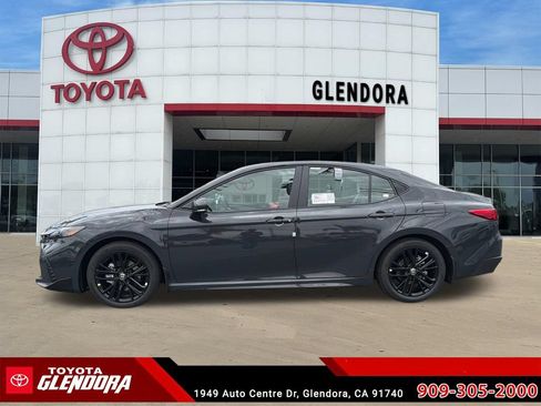 New 2026 Toyota Camry SE FWD image 6