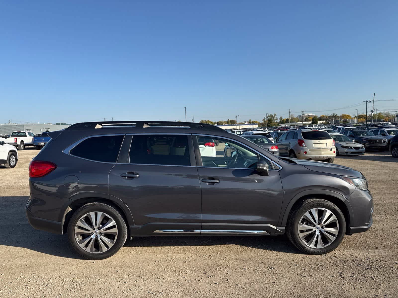 Used 2020 Subaru Ascent Limited w/ Technology Package AWD/4WD image 9