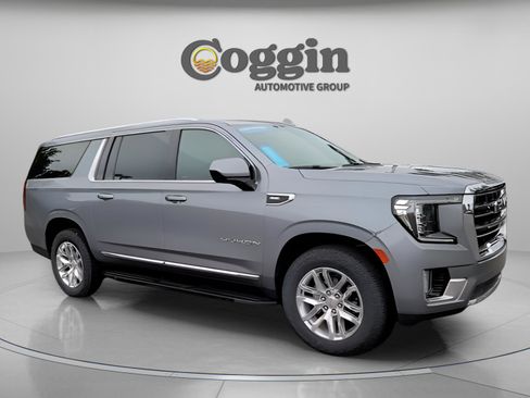 Used 2022 GMC Yukon XL SLT image 25