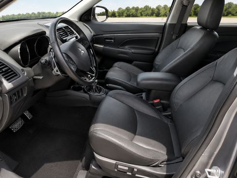 Used 2017 Mitsubishi Outlander Sport SEL FWD image 7
