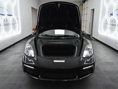 Used 2018 Porsche 718 Cayman RWD image 31