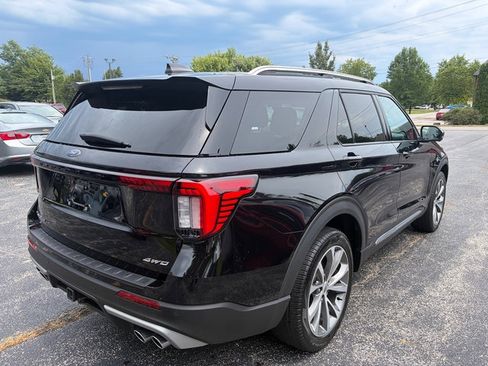 Used 2025 Ford Explorer Platinum w/ Ultimate Package AWD/4WD image 6