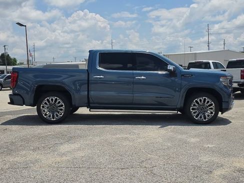 Used 2026 GMC Sierra 1500 Denali Ultimate AWD/4WD image 6