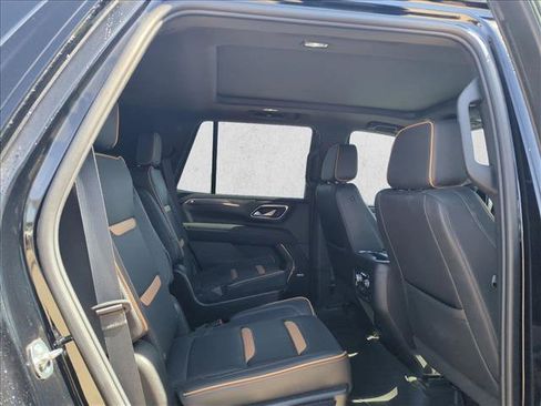 Used 2024 GMC Yukon AT4 w/ Technology Package AWD/4WD image 16