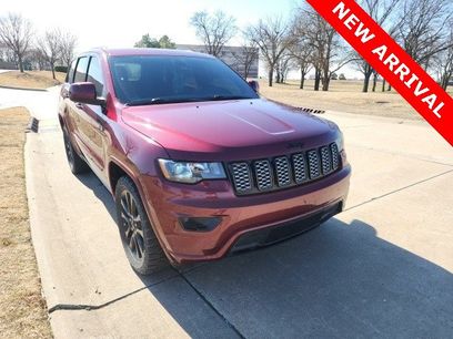 Used 2019 Jeep Grand Cherokee Altitude
