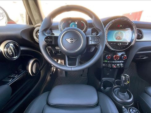 Certified 2023 MINI Cooper S image 5