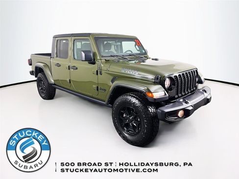 Used 2021 Jeep Gladiator Willys image 1