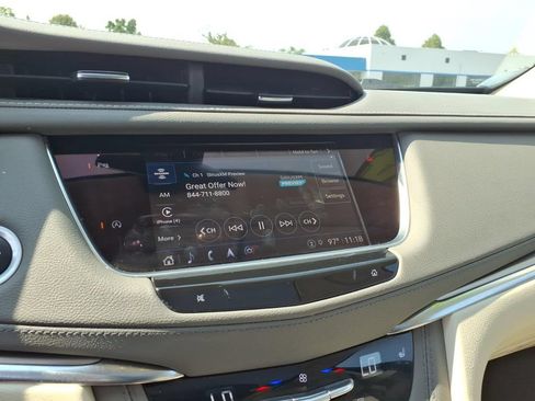 Used 2024 Cadillac XT5 Premium Luxury w/ LPO, Floor Liner Package AWD/4WD image 18