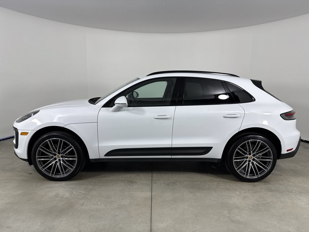 Certified 2026 Porsche Macan S AWD/4WD image 2