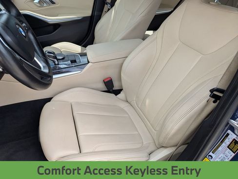 Used 2021 BMW 330i Sedan w/ Convenience Package RWD image 16
