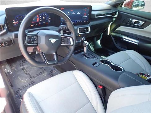 Used 2024 Ford Mustang GT Premium RWD image 9