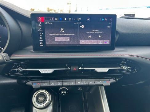 Used 2024 Dodge Hornet R/T Plus w/ Tech Pack Plus w/o Parking image 18