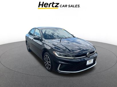 Used 2025 Volkswagen Jetta SE