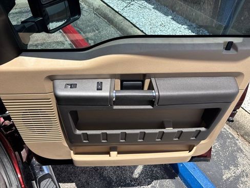 Used 2016 Ford F250 Lariat w/ Lariat Ultimate Package AWD/4WD image 64
