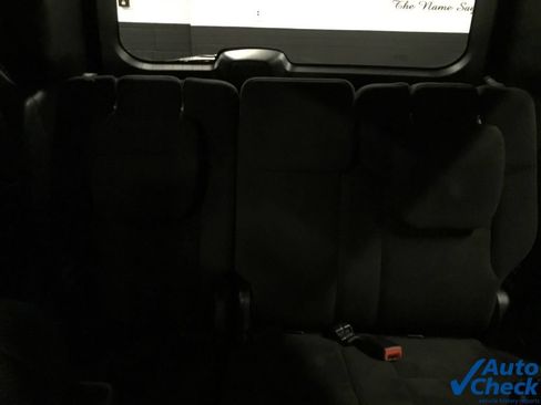 Used 2015 Dodge Grand Caravan SE FWD image 29