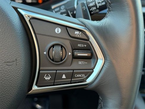 Certified 2025 Acura MDX SH-AWD image 18