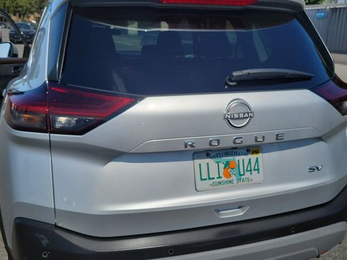 Used 2023 Nissan Rogue SV FWD image 25