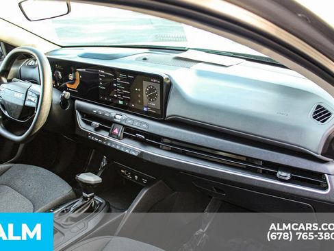 Used 2025 Kia K4 FWD image 22