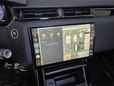 Certified 2024 Land Rover Range Rover Velar Dynamic SE image 22