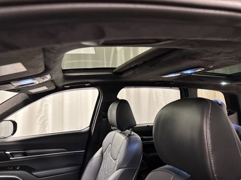 Certified 2025 Kia Telluride SX Prestige X-Line AWD/4WD image 26
