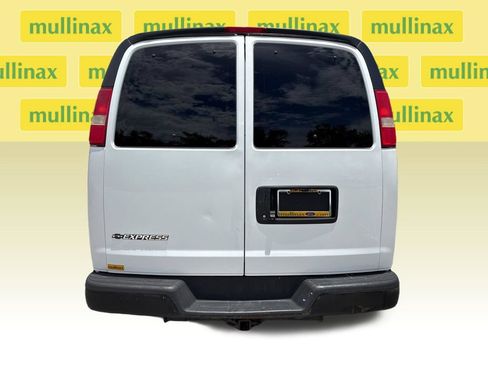 Used 2019 Chevrolet Express 3500 LT w/ LT Preferred Equipment Group RWD image 9