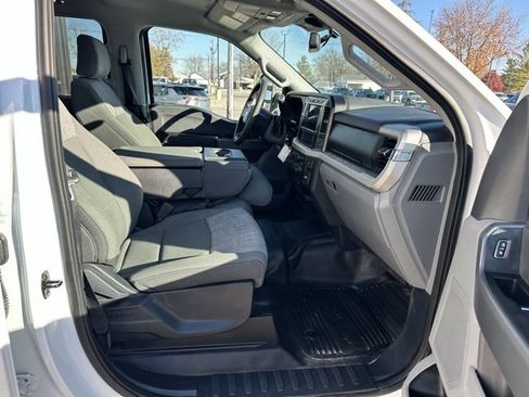 Used 2023 Ford F250 XLT w/ FX4 Off-Road Package image 17