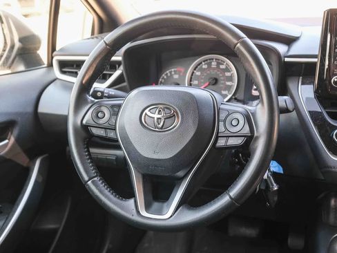 Certified 2022 Toyota Corolla SE FWD image 11