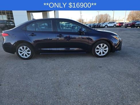 Used 2024 Toyota Corolla LE image 22