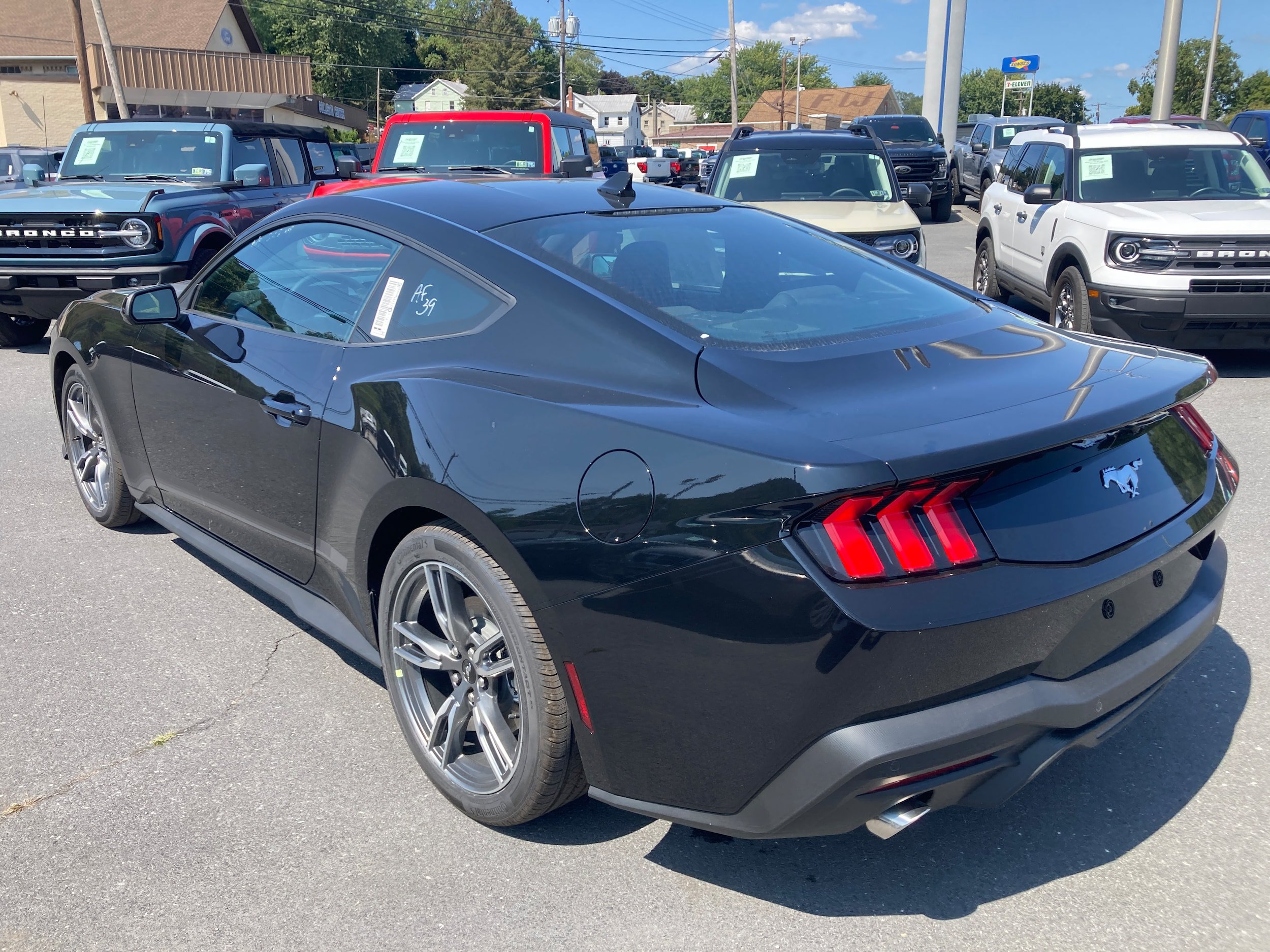 New 2025 Ford Mustang Coupe RWD image 5