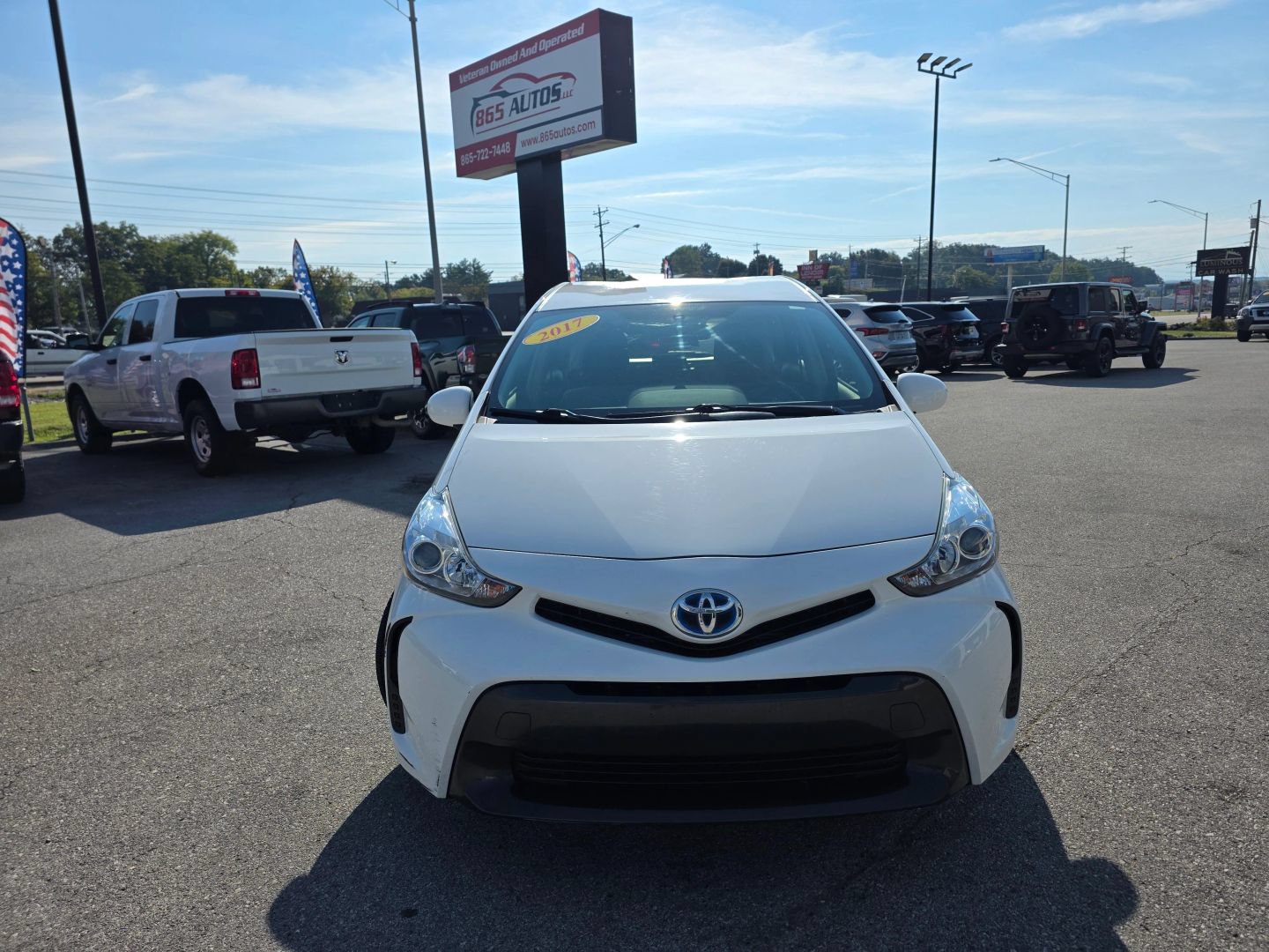 Used 2017 Toyota Prius V Two FWD image 8