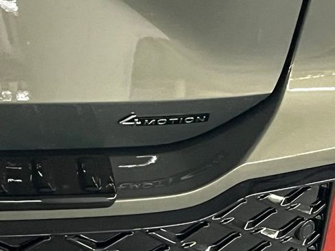 New 2026 Volkswagen Tiguan SEL R-Line image 37