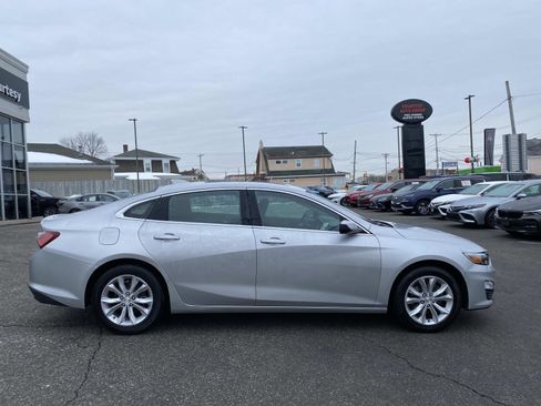 Used 2021 Chevrolet Malibu LT image 6