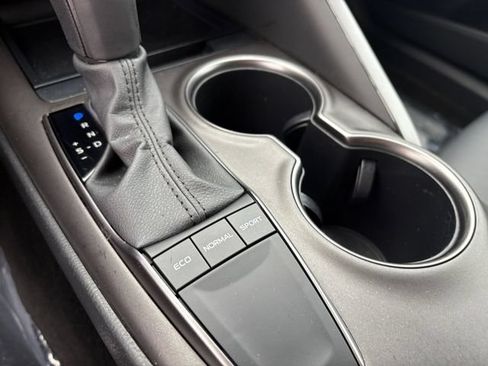 Certified 2024 Toyota Camry SE FWD image 22