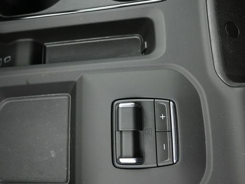 New 2026 GMC Sierra 2500 AT4 w/ AT4 Premium Plus Package AWD/4WD image 19