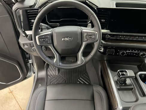 Used 2023 Chevrolet Silverado 1500 RST w/ Convenience Package II AWD/4WD image 20