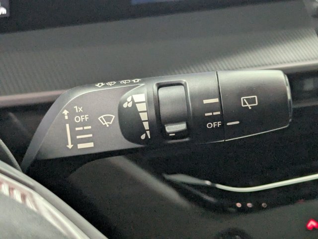 Used 2025 Nissan Murano SV w/ Cargo Package AWD/4WD image 21