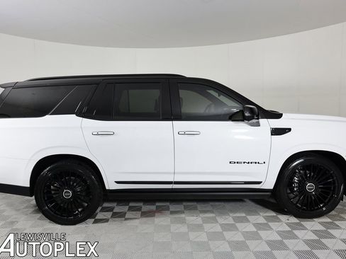 Used 2026 GMC Yukon Denali Ultimate image 4