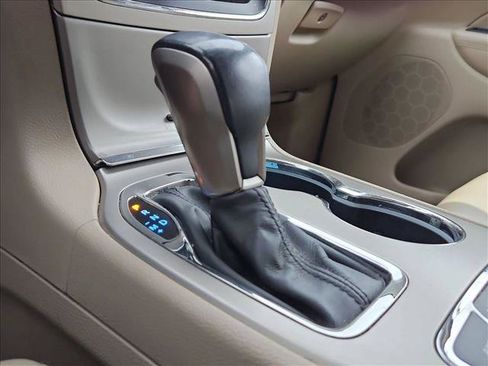 Used 2017 Jeep Grand Cherokee Limited AWD/4WD image 10