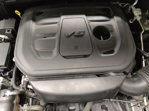 Used 2020 Dodge Durango SXT image 30