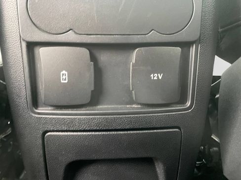 Certified 2023 Ford Explorer XLT AWD/4WD image 35