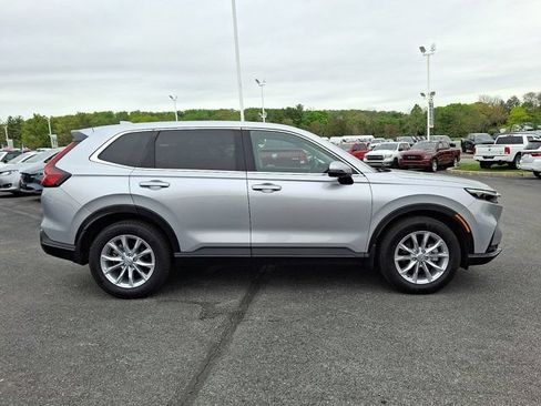 Used 2024 Honda CR-V EX image 9