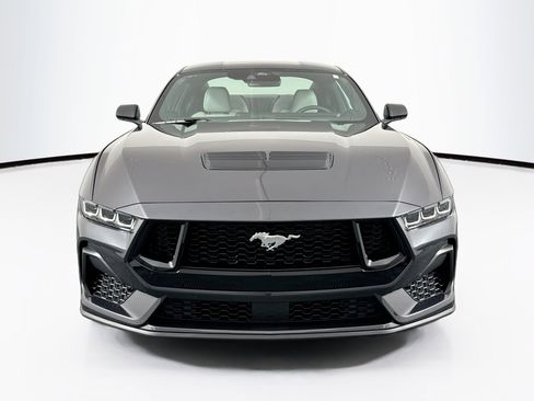Used 2024 Ford Mustang GT Premium image 4