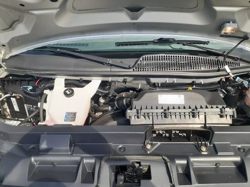 Used 2020 Chevrolet Express 3500 LS image 21