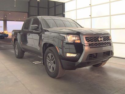 Used 2025 Nissan Frontier SV w/ SV Convenience Package